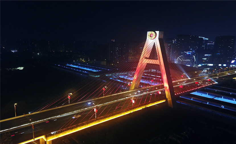 咱们用灯光献礼新中国70生日